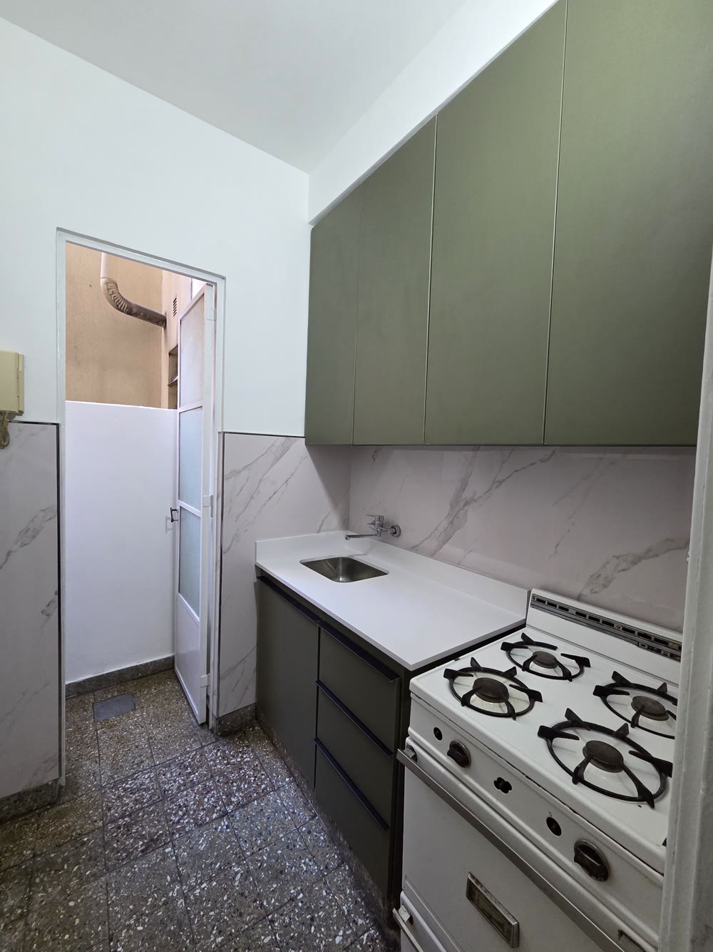 Cocina terminada por MARQ, caso 3